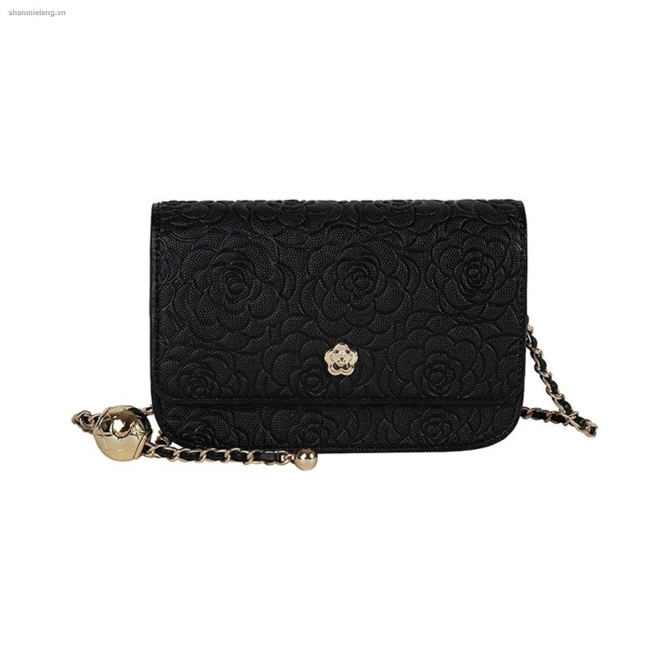 Túi xách đeo vai hình vuông nhỏ gắn dây xích phong cách 2022 cho nữ