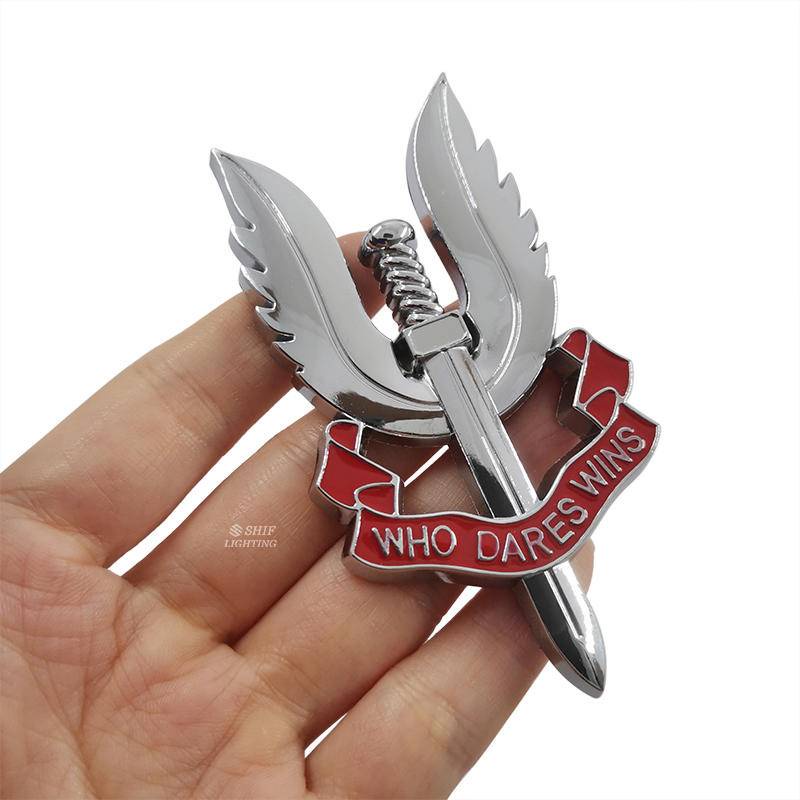 Miếng dán kim loại trang trí nắp sau xe hơi hình SAS Who Dares Wins độc đáo
