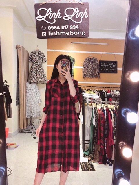 Váy sơ mi kẻ dáng rộng hoạ tiết kẻ cảo