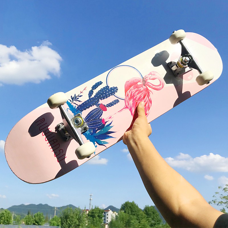 VÁN TRƯỢT SKATEBOARD CÓ ĐÈN LED CHẤT LIỆU GỖ PHONG ÉP CAO CẤP 8 LỚP MẶT NHÁM