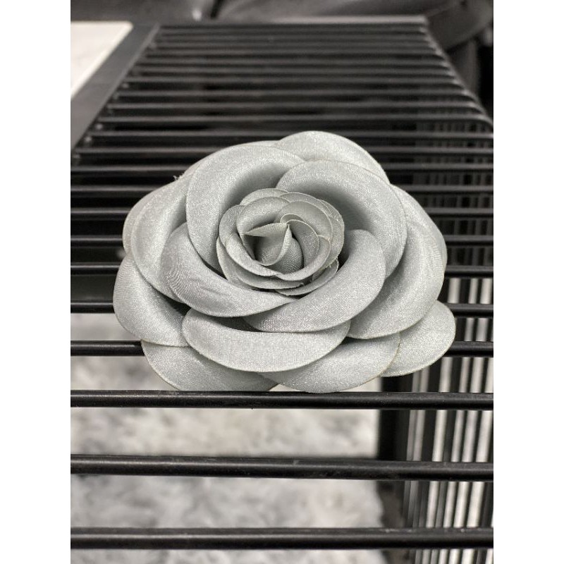 Hoa Cài Trang Trí Váy Áo Siêu Xinh Cho Phái Đẹp