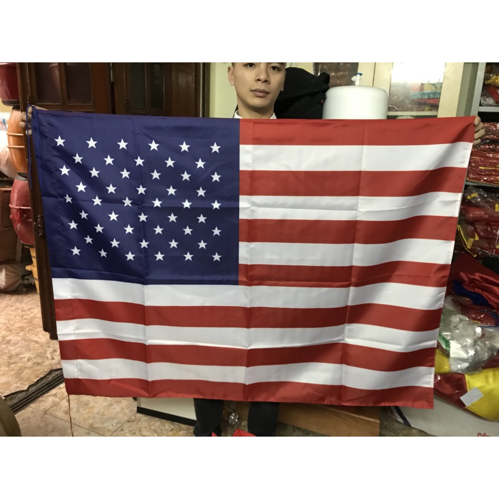Cờ Hoa Kỳ: Hình ảnh cờ Hoa Kỳ là biểu tượng được yêu thích của người dân Việt Nam với vẻ đẹp nổi bật cùng ý nghĩa sâu sắc. Năm 2024 này, cờ Hoa Kỳ càng trở nên đặc biệt hơn khi tầm quan trọng của nó được nâng cao trong các sự kiện lớn tại Việt Nam. Đó là một cơ hội để hiểu rõ hơn về lịch sử, văn hóa và giá trị con người của nước Mỹ.