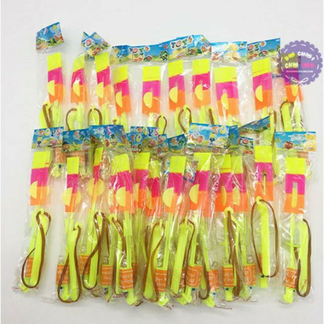 Lẻ 1 phi tiêu bay phát sáng