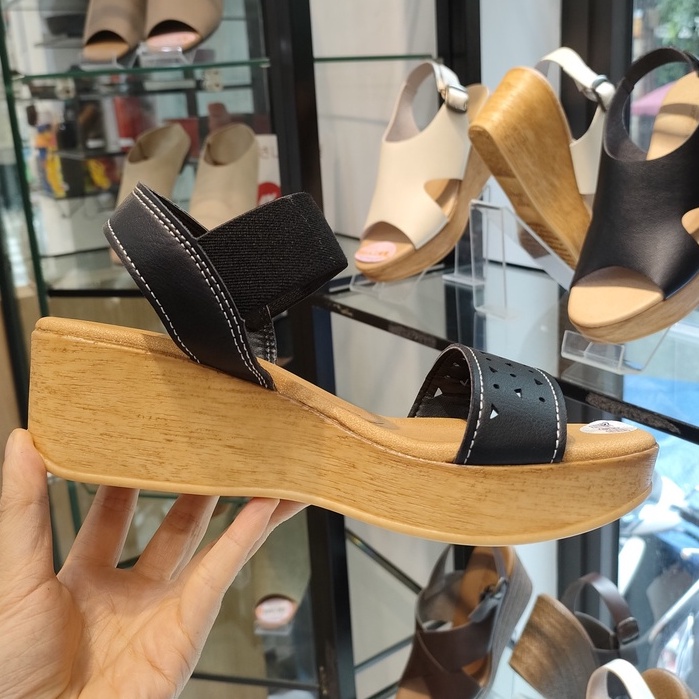 Dép sandal nữ đế xuồng quai ngang KOSU 92878 siêu nhẹ, cao 5,5cm made in Japan Kobe Nhật Bản