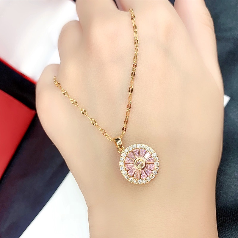Dây chuyền titan nữ không gỉ mặt xoay chuyển độc đáo đính đá pha lê cao cấp sáng lấp lánh mẫu mới 2022