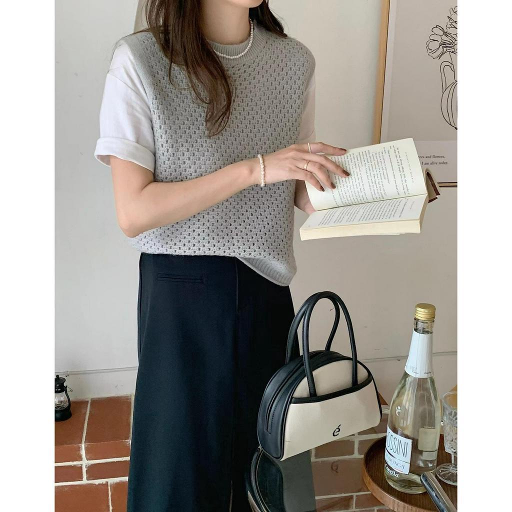 (HÀNG SẴN) Áo len sợi dệt móc lưới, form suông cọc tay có xẻ tà - Áo Gile đan len thoáng mát, trẻ trung