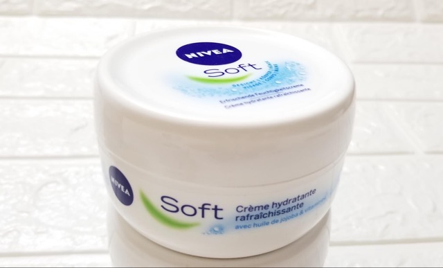Kem dưỡng ẩm dành cho da mặt và toàn thân Nivea Soft 200ml