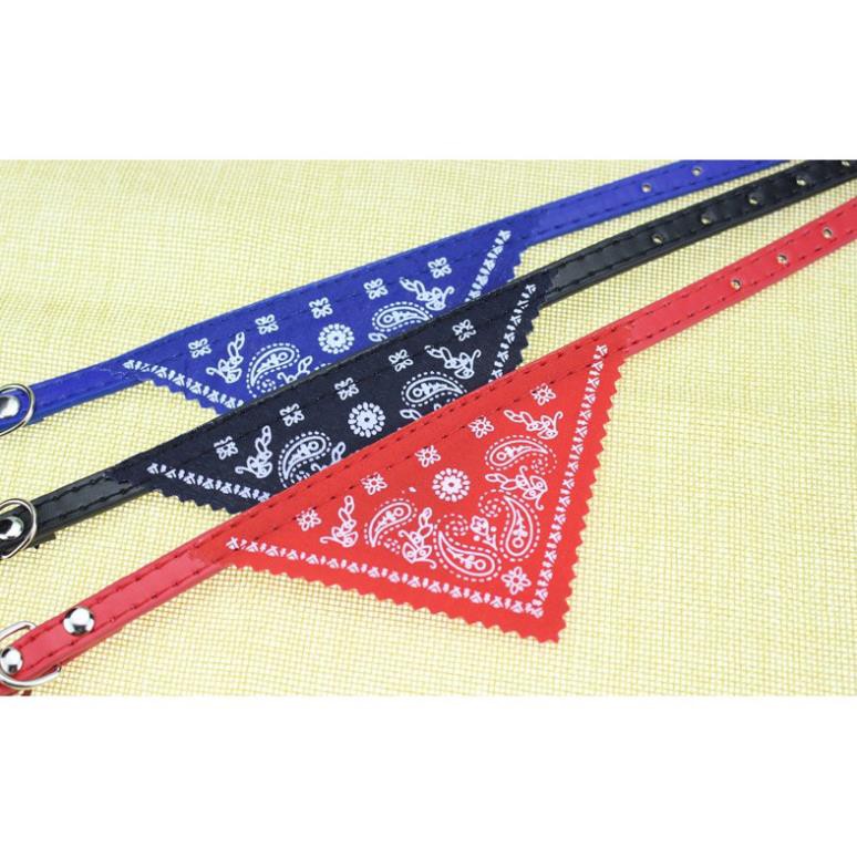 Giảm giáVòng cổ chó loại có khăn tam giác (2 size) chất liệu da PU