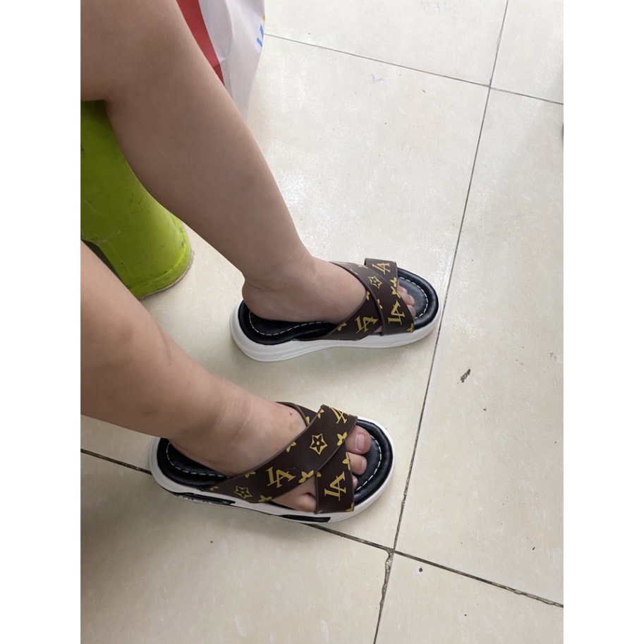 % ẢNH THẬT⚡️ sandal quai chéo bé size 26-37 mềm nhẹ bền chắc