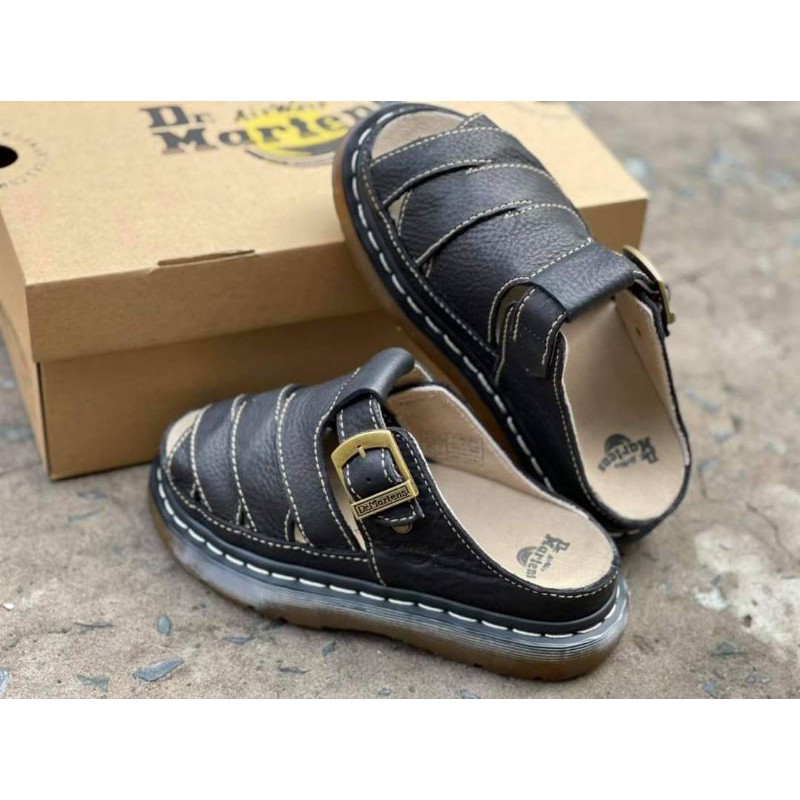 Dép Dr Martens 2007 (khuyến mãi đặc biệt mua 1 được 2)