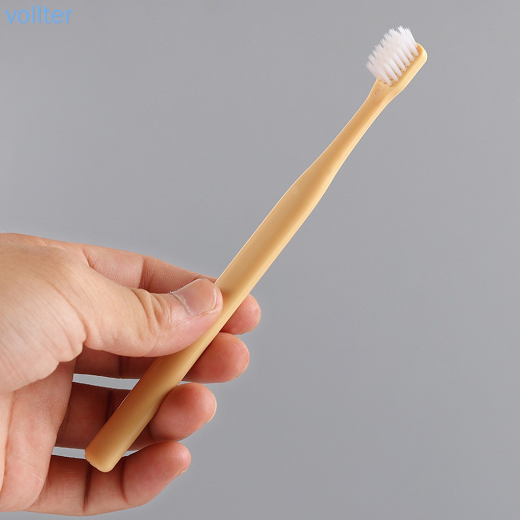 Bộ 4 Bàn Chải Đánh Răng Lông Nylon Mềm Dành Cho Người Lớn