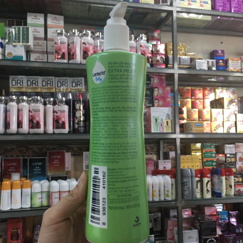 Sữa tắm gội trẻ em Lactacyd Milky vòi 500ml