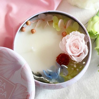 Nến thơm sáp đậu nành Hoa Tự Nhiên màu hồng nhẹ nhàng