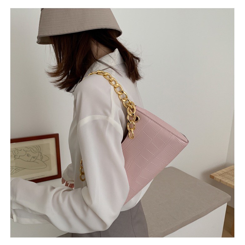 Túi xách nữ 👑FREESHIP 50K👑 Túi xách nữ dây xích bản to kiểu dáng mới lạ 2020 7163 | BigBuy360 - bigbuy360.vn