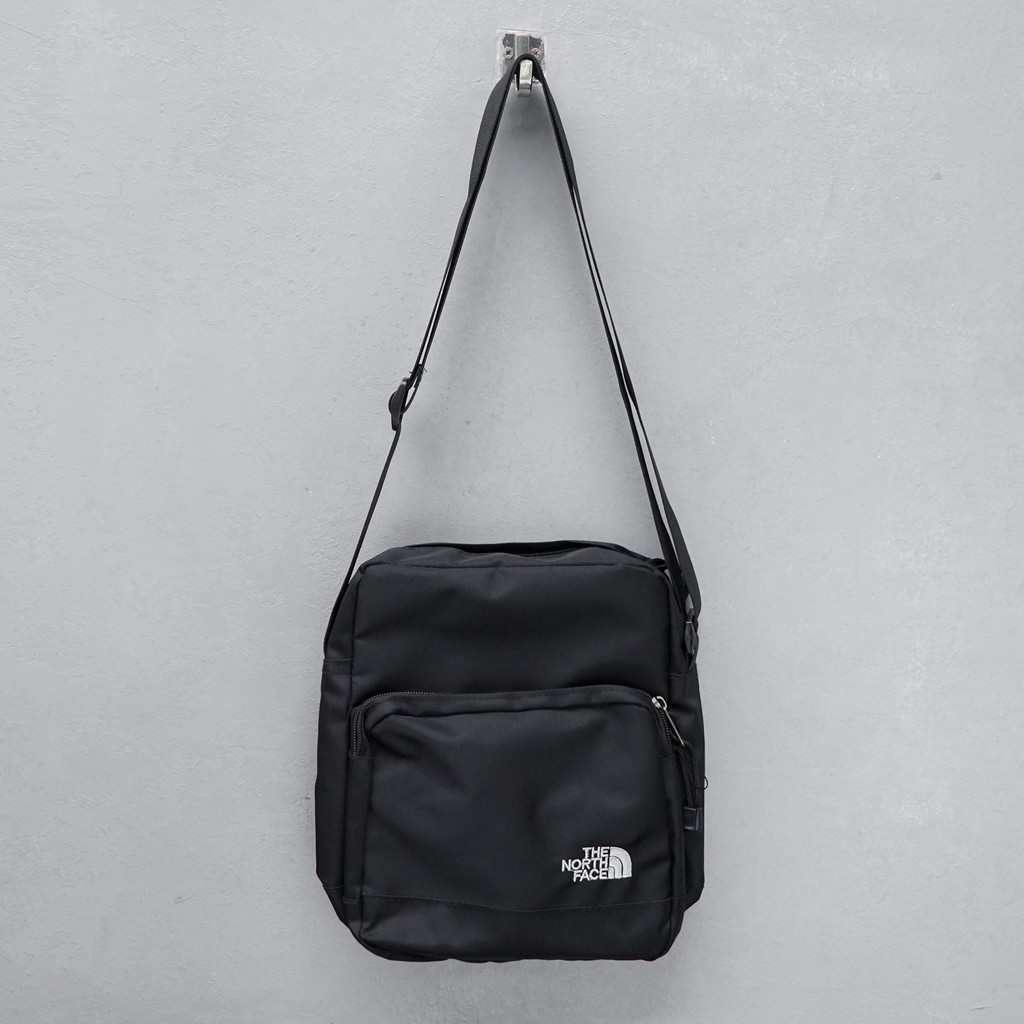 Túi đeo chéo The North Face Mini Bag 3 màu Streetwear 083