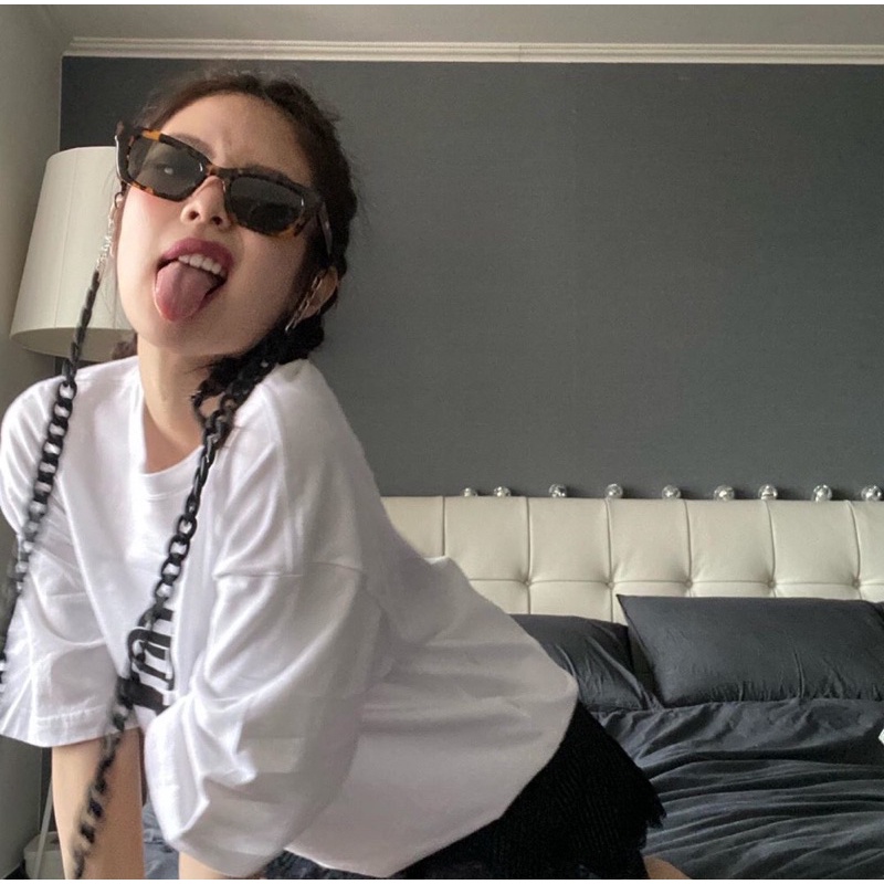 Kính mắt mèo vuông M2