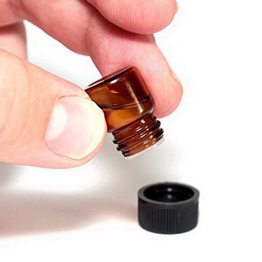 Bình Thủy Tinh Mini 1ml Đựng Tinh Dầu Kèm Nắp Đậy Tiện Dụng