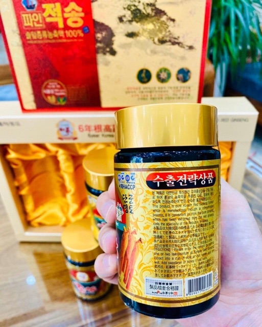 Cao hồng sâm Hàn Quốc 6 năm tuổi ( hộp 4 lọ x 250gr)