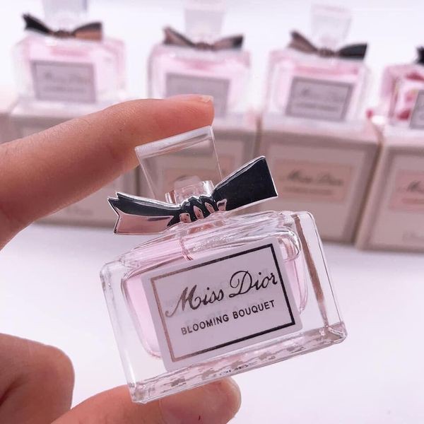 nước hoa nữ mini  Miss Dior Blooming Bouquet 5ml