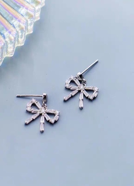 Khuyên tai nụ tim treo nơ siêu đẹp sáng bạc ta