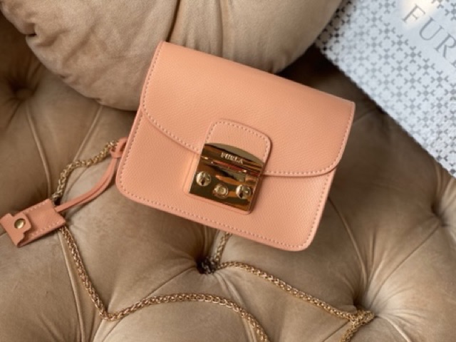 Túi khoá vuông da thật