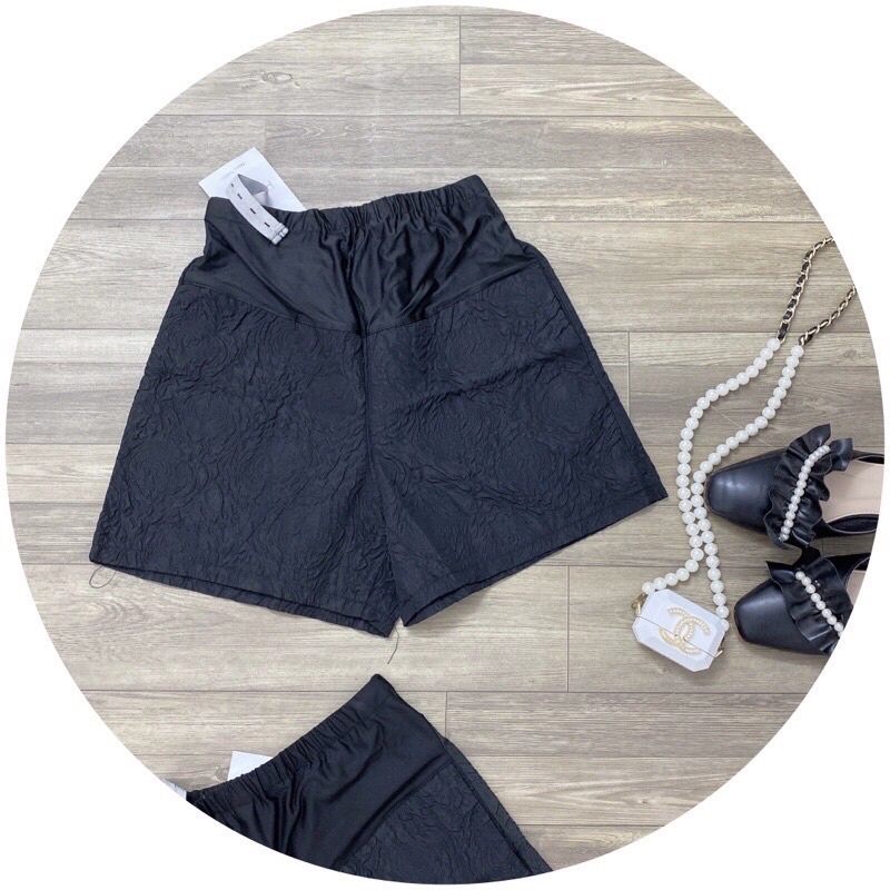 Quần đùi bà bầu mùa hè vải xốp dập hoa siêu mát thiết kế cao cấp