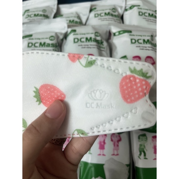 (COMBO) 10 CHIẾC Khẩu trang KF94 EM BÉ DC Mask 4 Lớp Chống Bụi Mịn Và Kháng Khuẩn Hàng Cao Cấp
