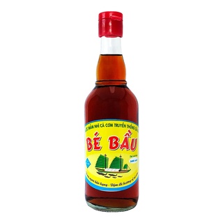 1 chai Nước Mắm nhỉ cá cơm Bé Bầu loại đặc biệt ngon nhất.
