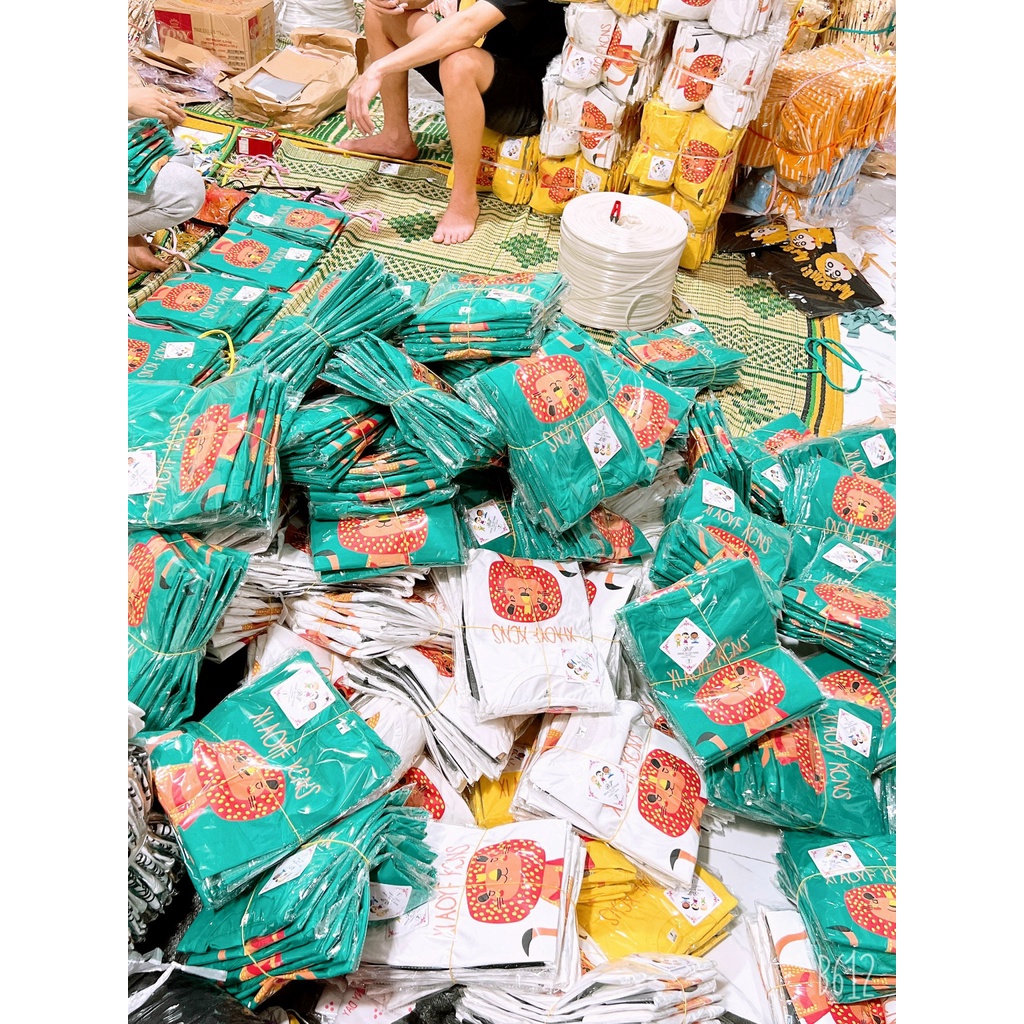 bộ đồ sư tử cho bé trai bé gái