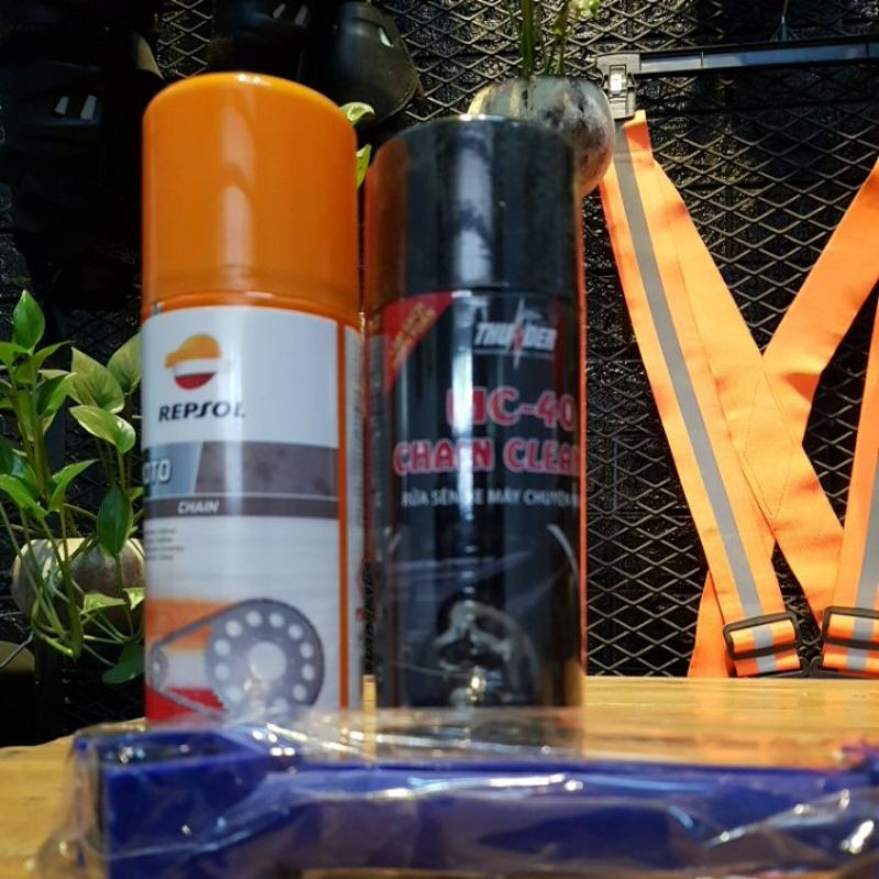 [DauNhot-PhuGia]Combo xịt dưỡng sên -vệ sinh sên tặng bàn chải, Xịt dưỡng sên repsol và hàng giá rẻ vệ sinh sên thunder