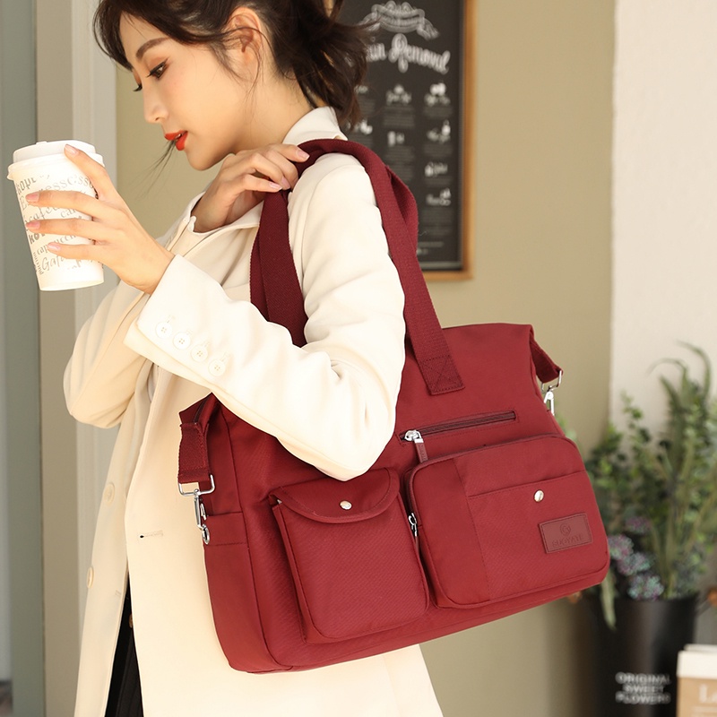 Túi Đeo Chéo Bằng Nylon Thiết Kế Đơn Giản Nhẹ Nhàng Phong Cách Mới Cho Nữ