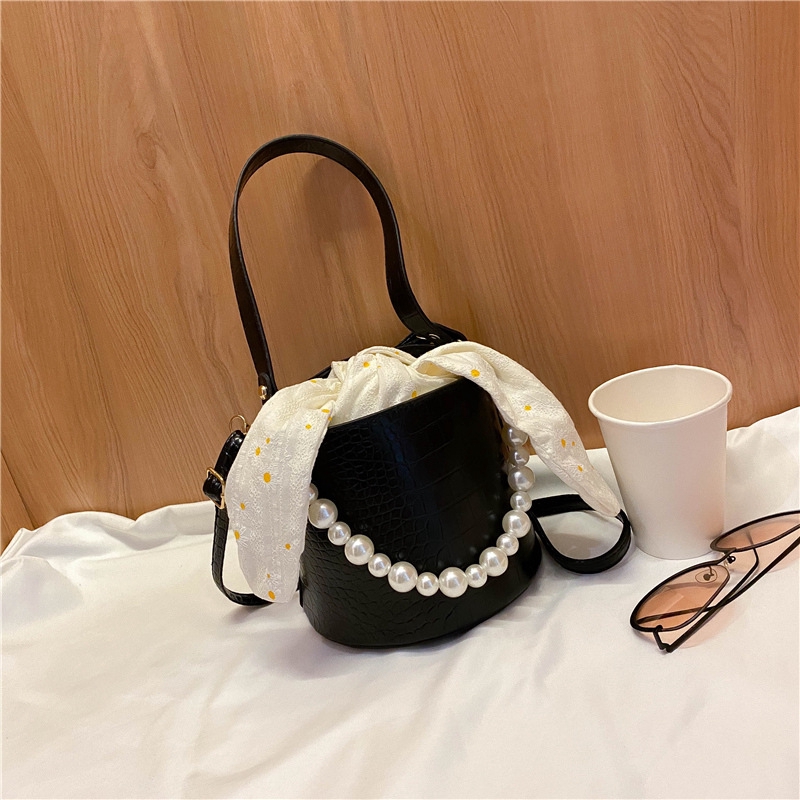 Túi Đeo Chéo JASMIN NOIR Vuông Nhỏ Da PU In Họa Tiết Da Cá Sấu Và Ngọc Trai Đáng Yêu Cho Nữ