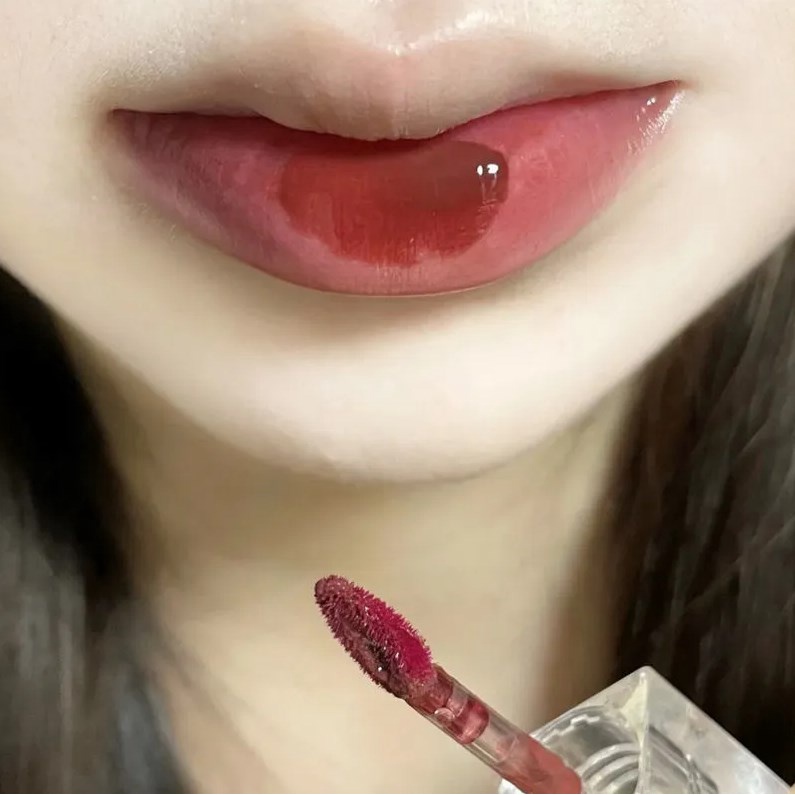 Son kem dưỡng ẩm kháng nước lâu trôi YR