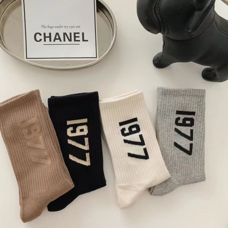 Vớ Cotton Cổ Cao Thời Trang Đường Phố Cá Tính Cho Nam Nữ
