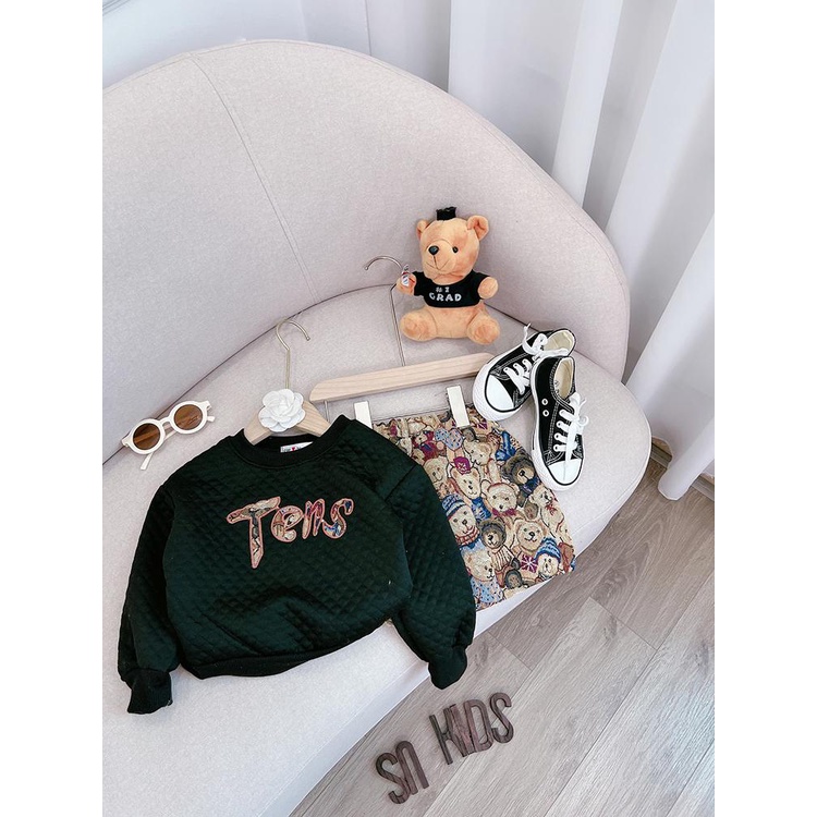 Bộ Quần Áo Trẻ Em Dài Tay Thu Đông Áo In Chữ TENS Chân Váy Dạ Gấu Vải Cotton Cho Bé Từ 10-30kg Mã DT44