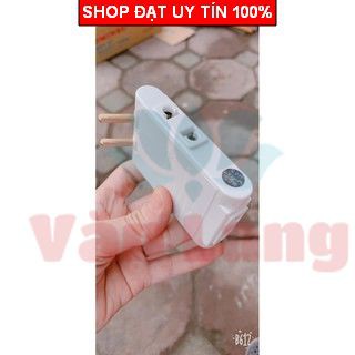 Phích cắm dẹt 1 ra 3 - 10A 250V. Công suất 2200W