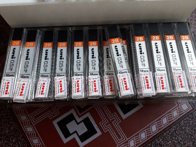 01 tuýp ruột chì kim 2B 0.5mm Uni Nhật
