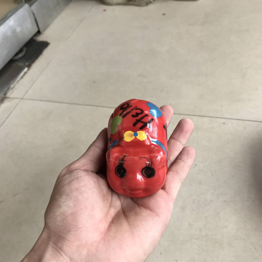 HEO ĐẤT mini , heo đất tí hon cho mẹ và bé, có lỗ nhét tiềnnn sau mông, kích thước 5*8cm