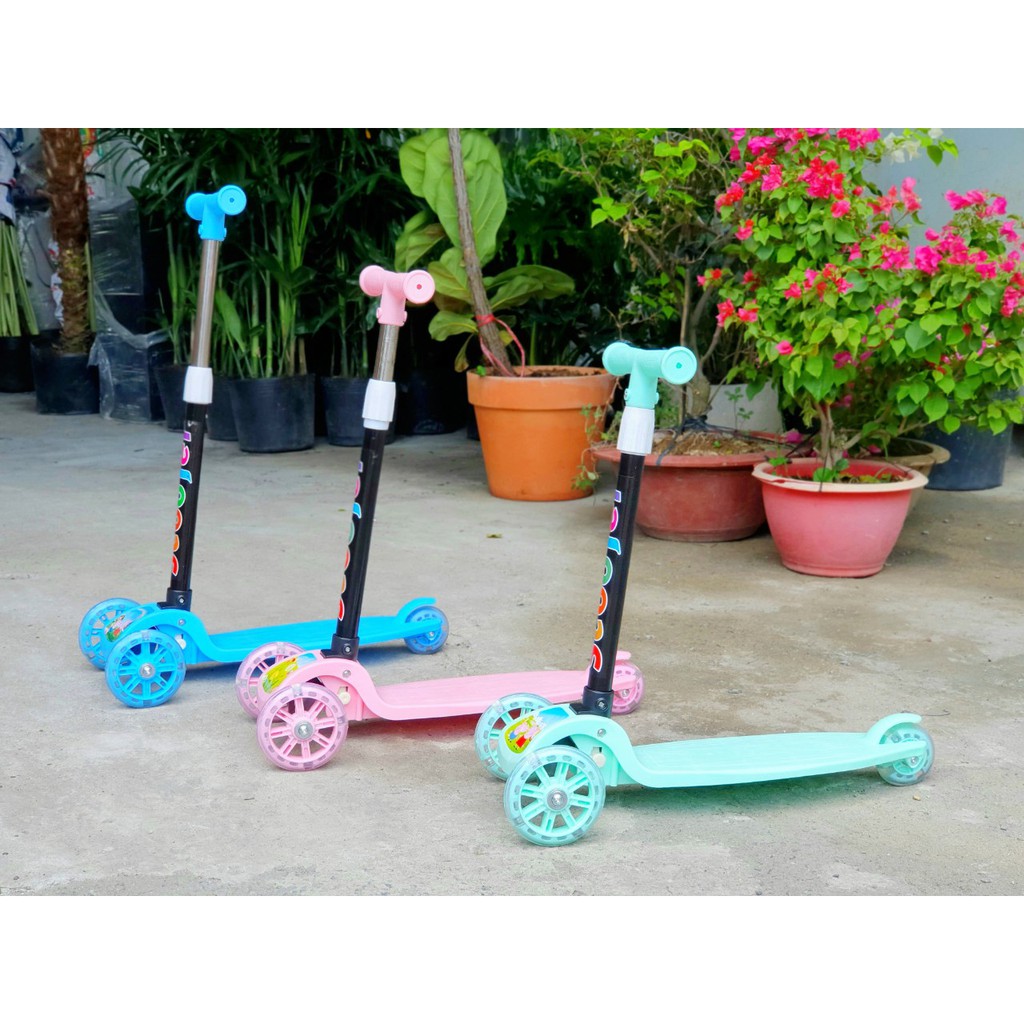 Xe trượt Scooter 3 bánh có bánh xe phát sáng cho bé yêu