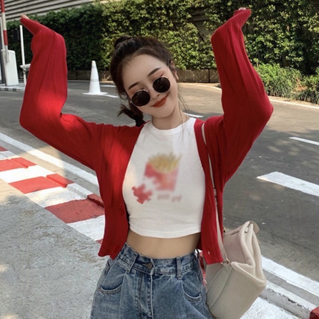 Áo khoác len lửng tay phồng chất mịn.