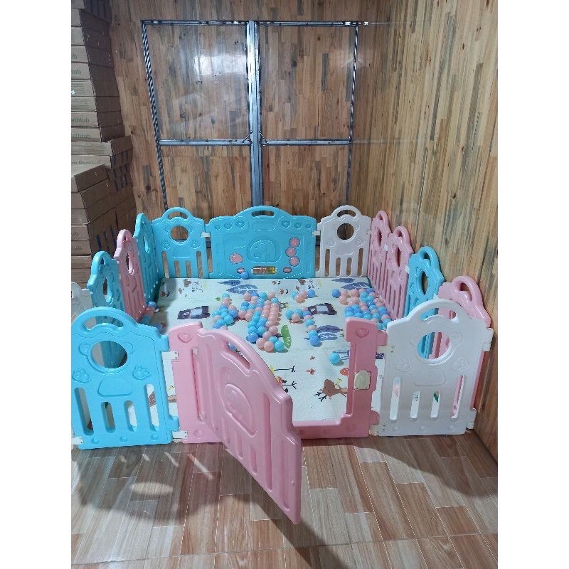 Quây cũi nhựa nguyen sinh, tặng thảm và 100 bóng