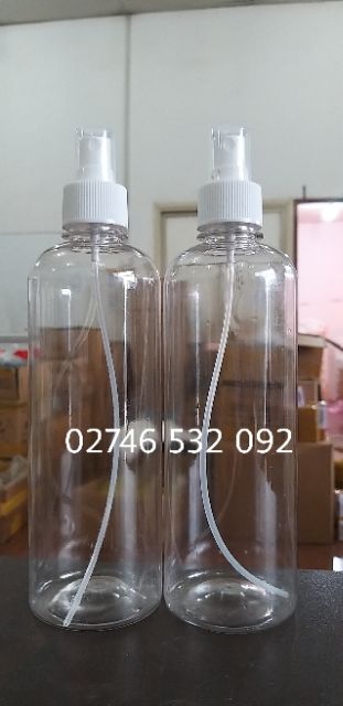 Chai Nhựa 500mL Thân Cao Vòi Van Trắng và Phun Sương Trắng Tiện Dụng
