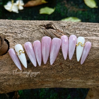 Móng Tay Giả Móng Úp Thiết Kế Mắt Mèo Kim Cương Nền Hồng