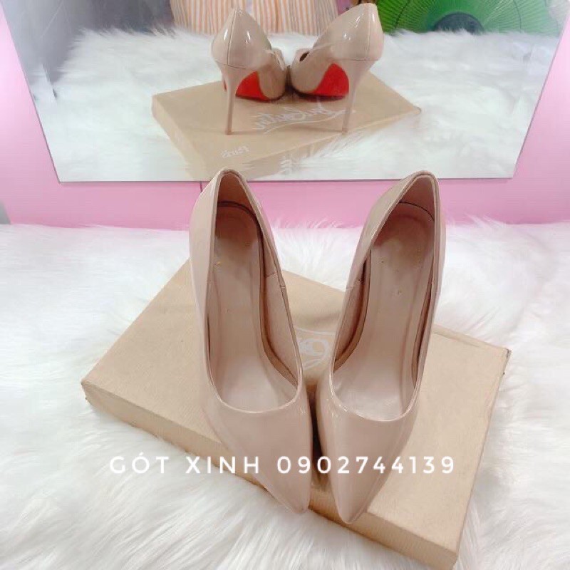 Giày cao gót bít mũi gót nhọn màu da
