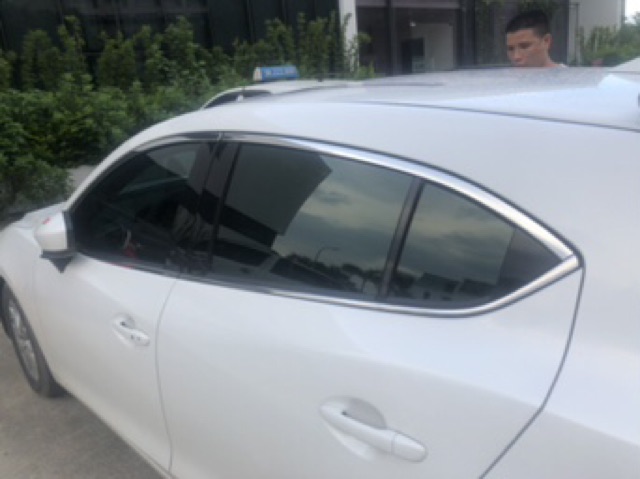 Viền cong kính dành cho xe mazda 3 all new và facelift | BigBuy360 - bigbuy360.vn