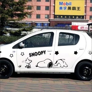Decal trang trí SNOOPYY