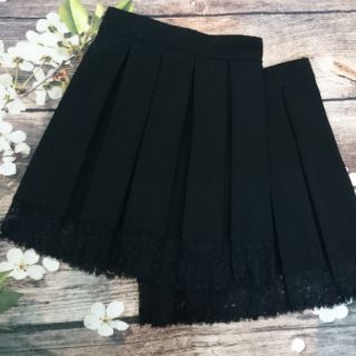 Chân váy xếp ly phối ren