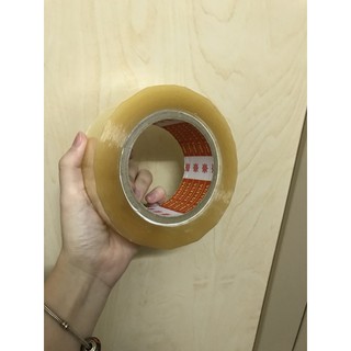 Băng keo dán thùng size 4P8 loại 200 yard dày