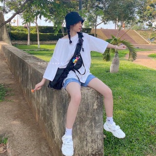 ÁO THUN BASIC VẠT LỆCH UNISEX