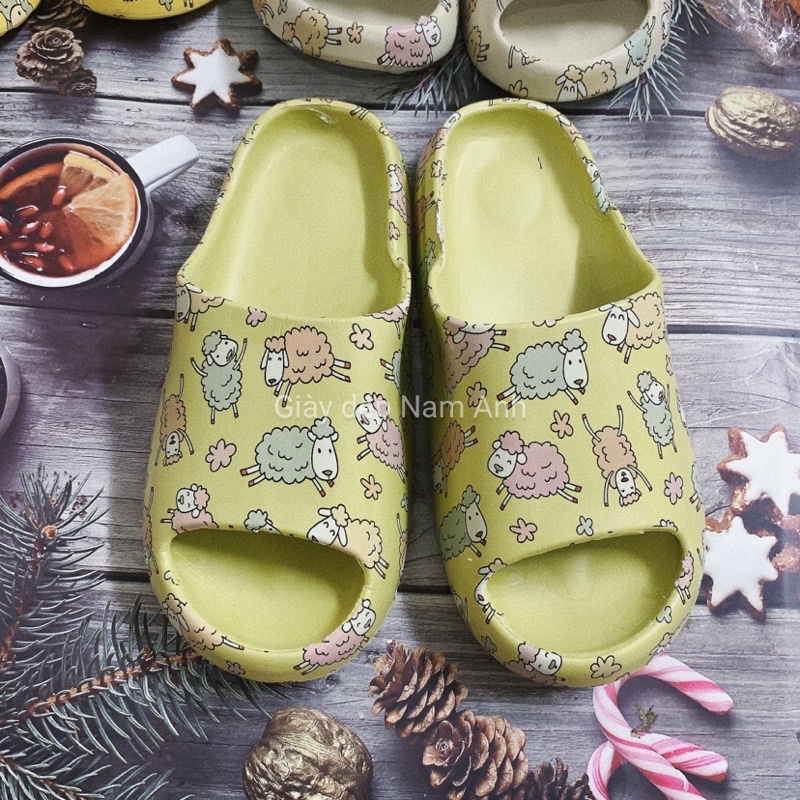 Dép bánh mỳ nữ họa tiết hình cừu con nhiều sắc thái